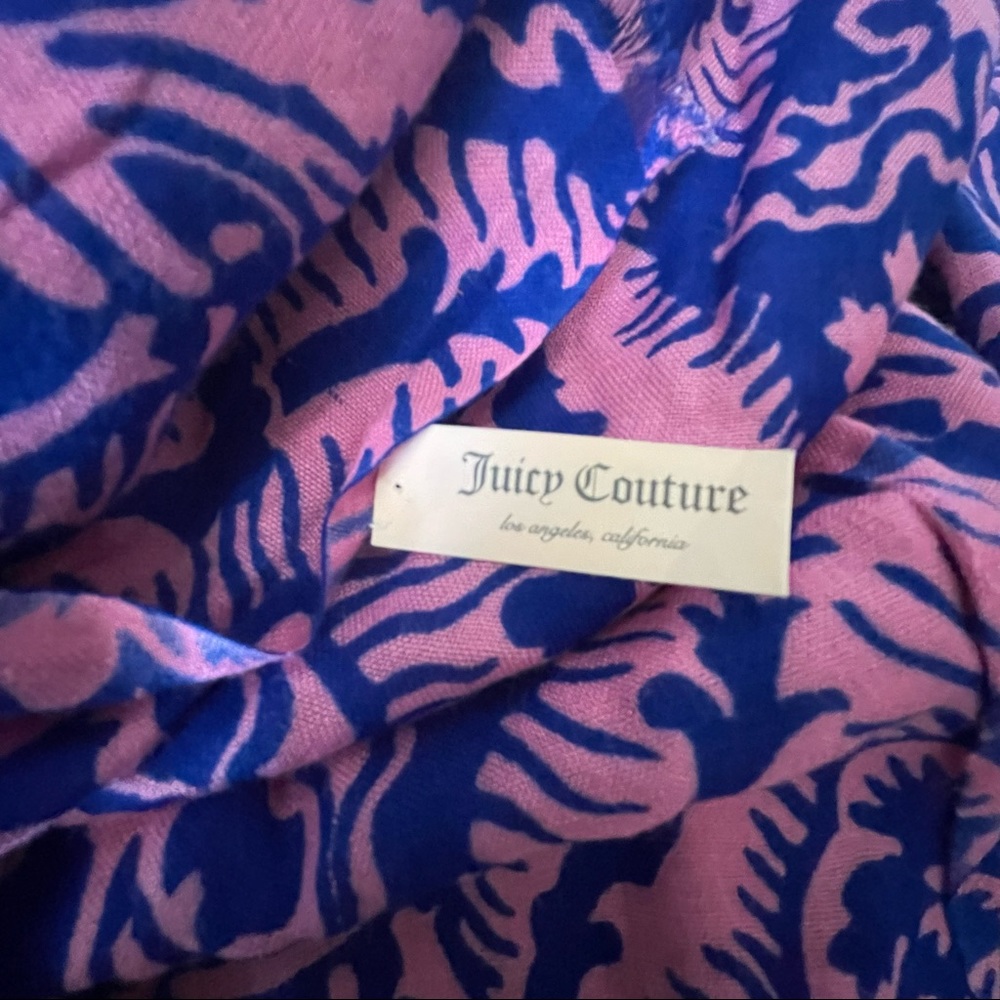 Juicy Couture Oversized Blue Pink Paisley Scarf Wrap Shawl Very Soft 100% Silk - Picture 8 of 9